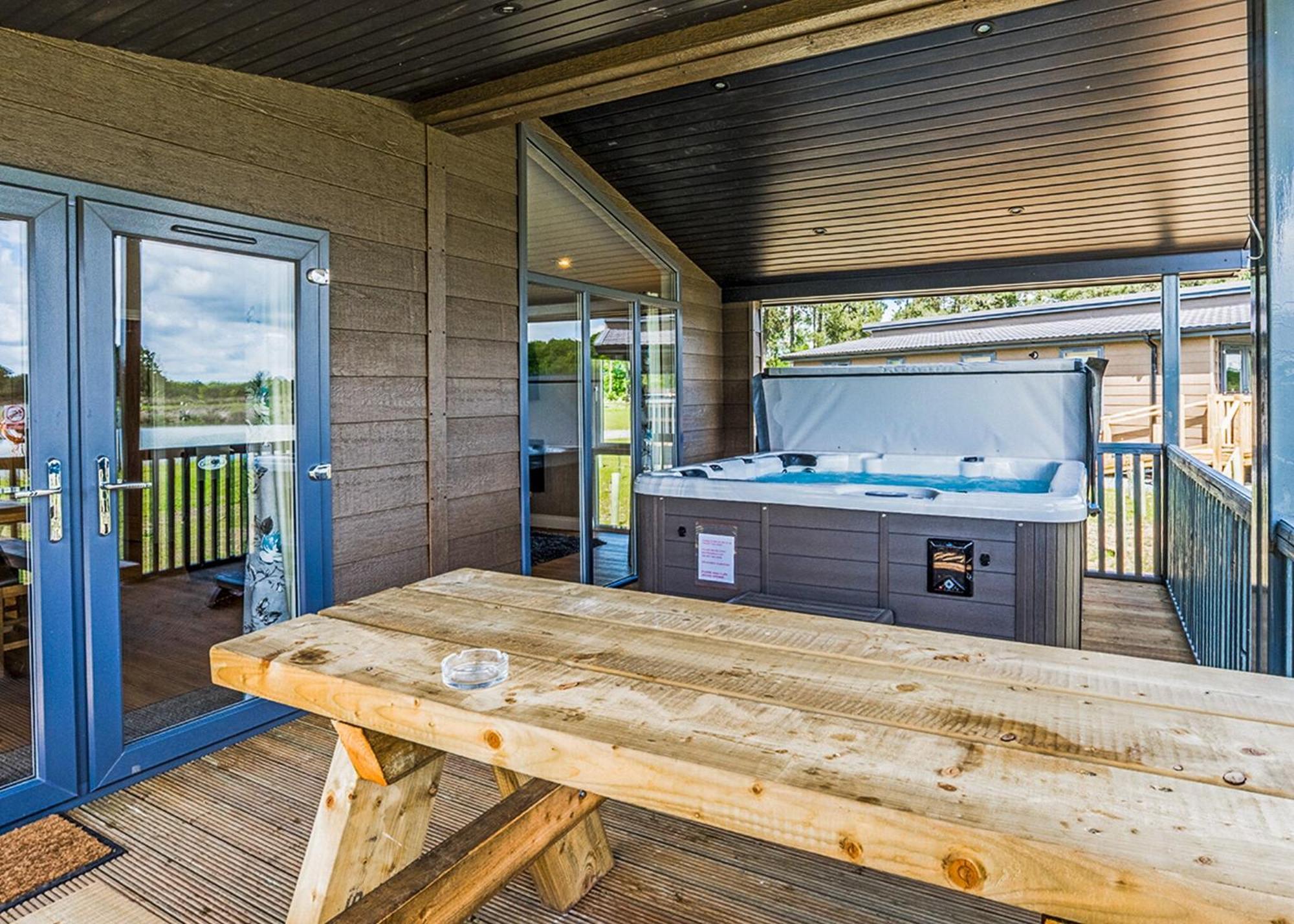 Woodhall Country Park Lodges Woodhall Spa Exteriör bild